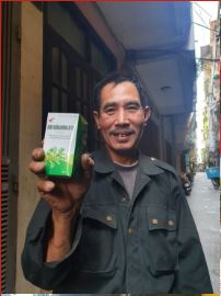 khách hàng sử dụng dây thìa canh lá to